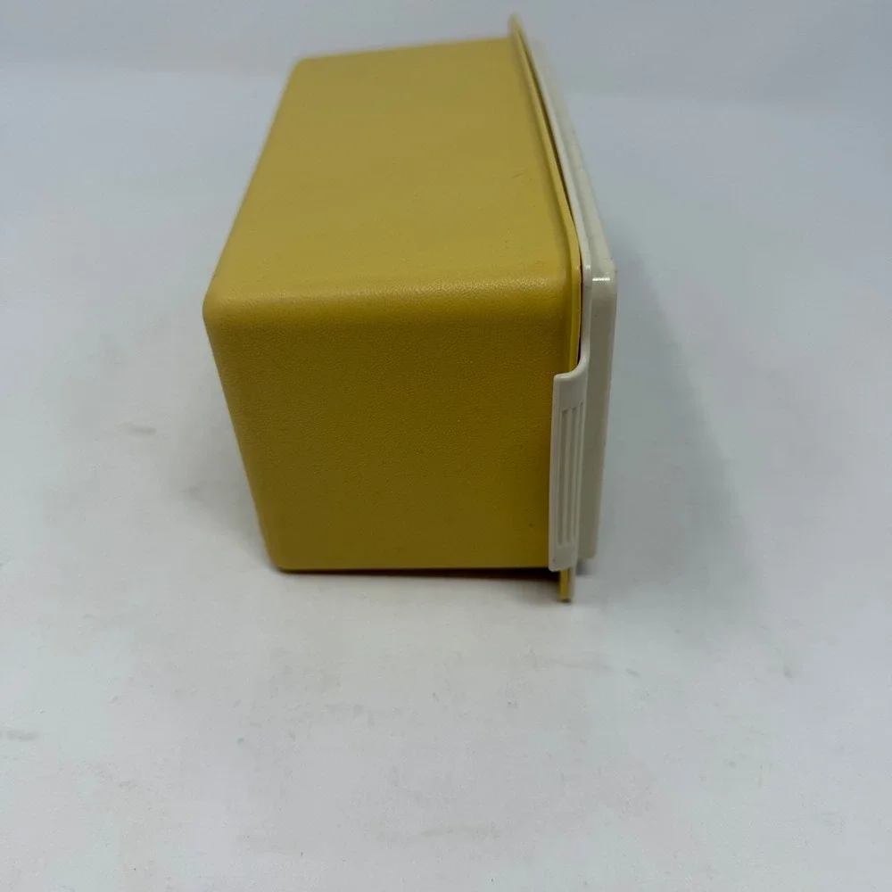 Vtg Tupperware 639-12‎ Large Butter Dish Harvest Gold with Almond Base USA Made